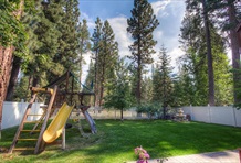 RedAwning Tahoe Island Dr Holiday home